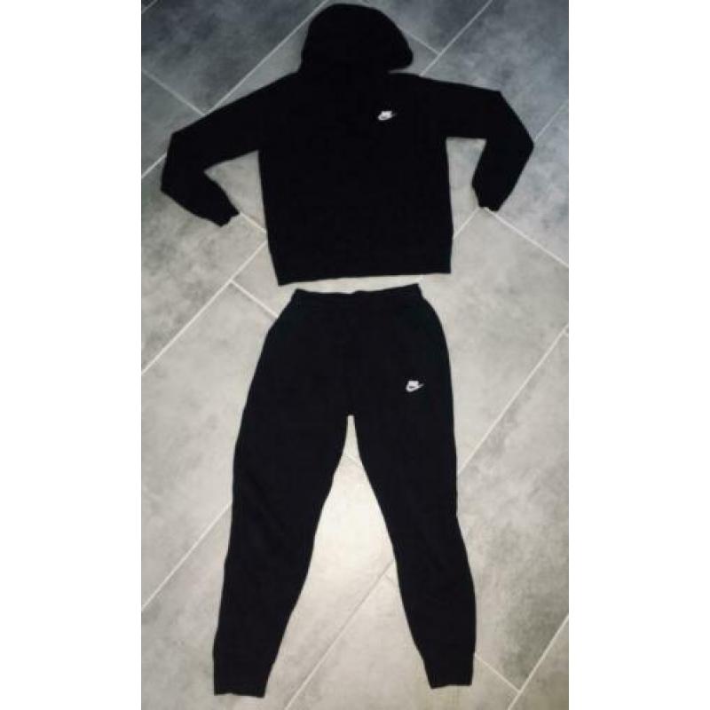 Zwart nike trainingspak joggingpak S
