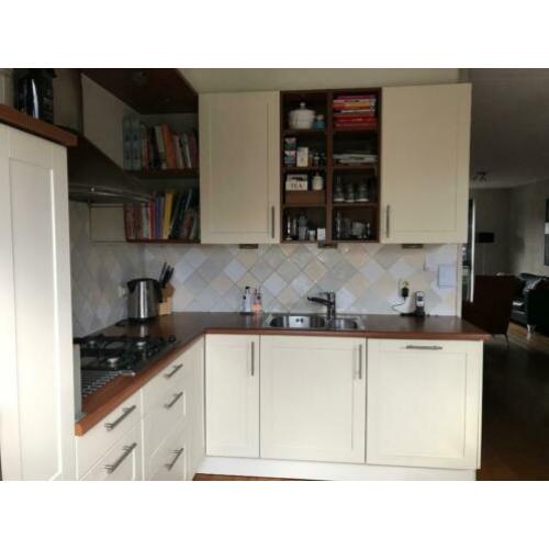 Keuken compleet met apparatuur