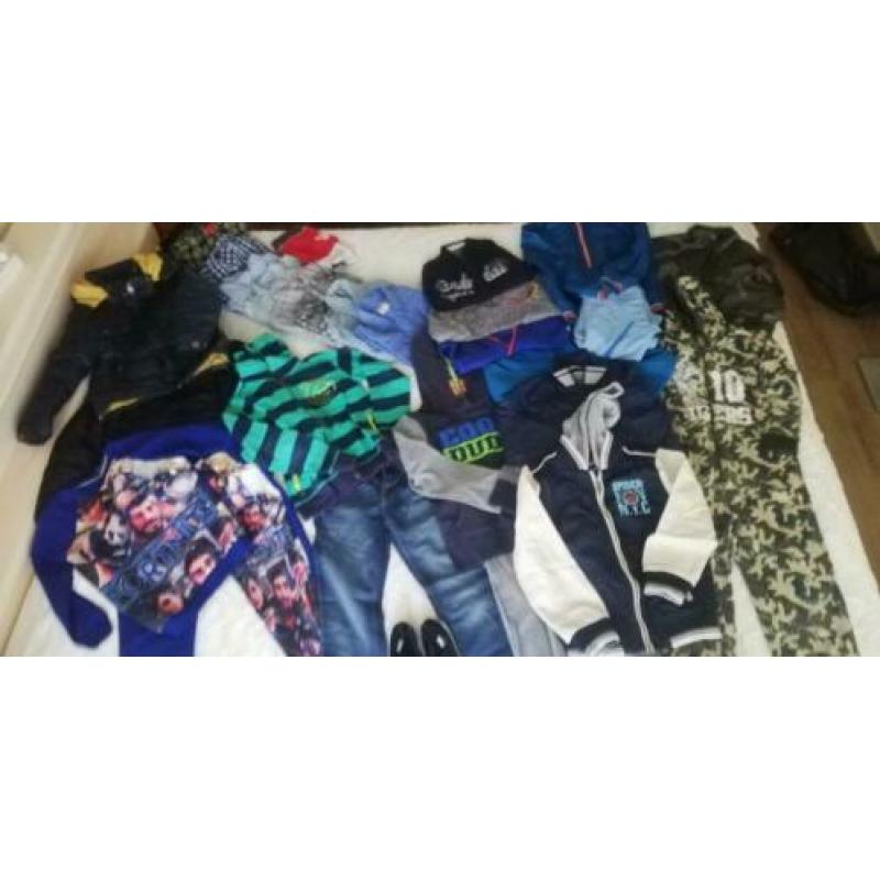Kledingpakket voor jongen maat 128 t/m 140