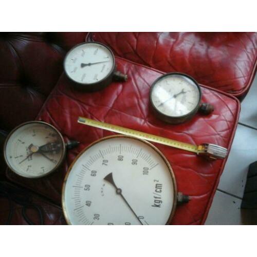 Oude manometers