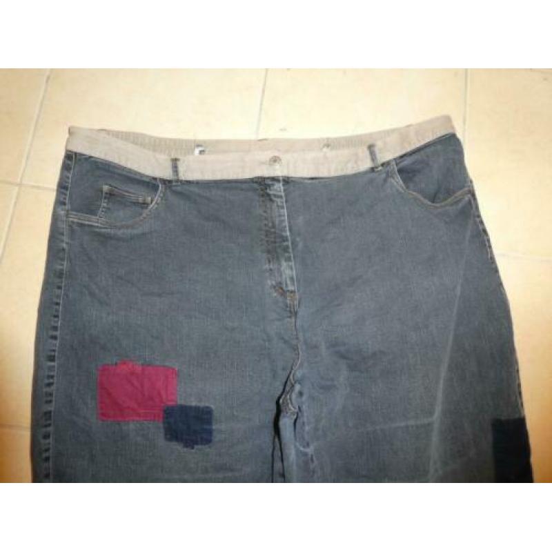 Ulla Popken grijze spijkerbroek patchwork rood en blauw 54