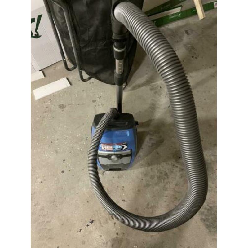 Miele blizard CX1