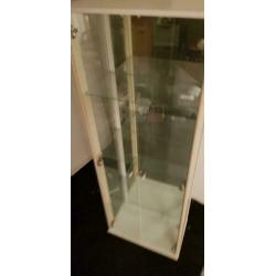 Grote vitrine display dubbel deurs glas hout prijzenkast