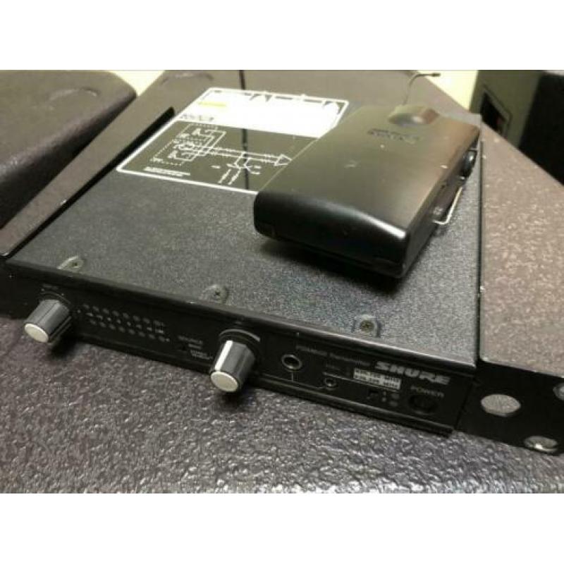 Shure psm 600 transmitter
