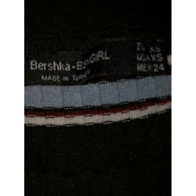 Jurkje bershka xs