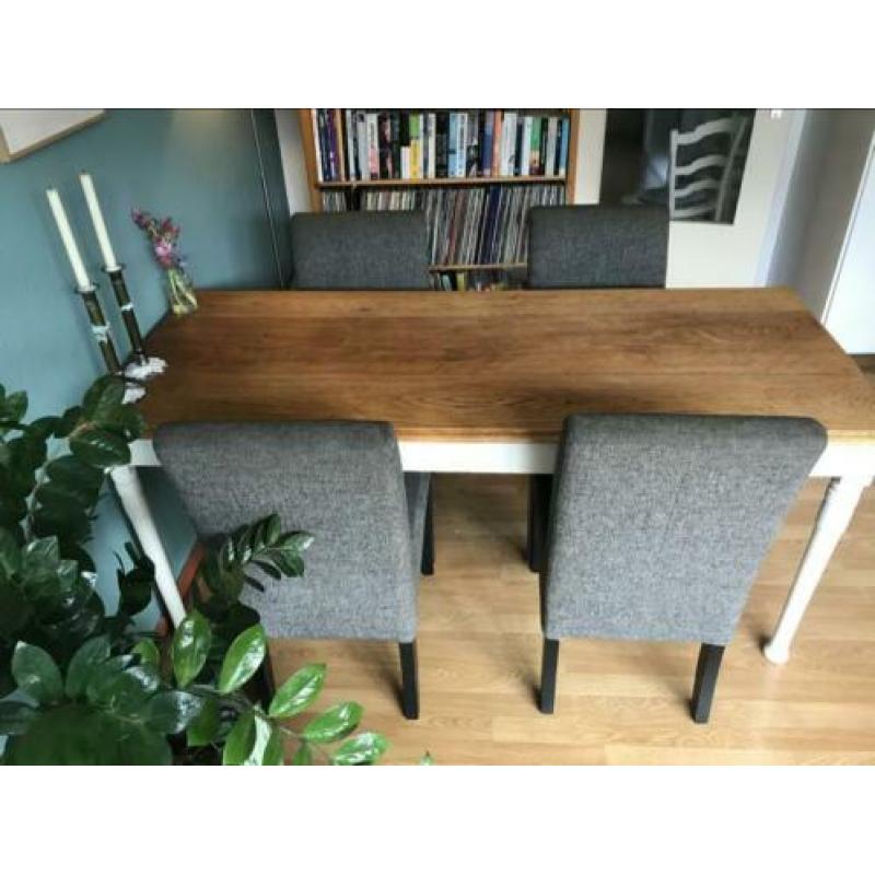Leuke grijze stoeltjes