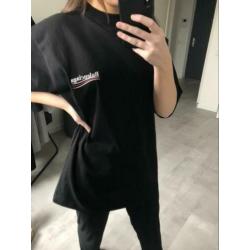 Balenciaga t-shirt maat s / m oversized 36 zwart
