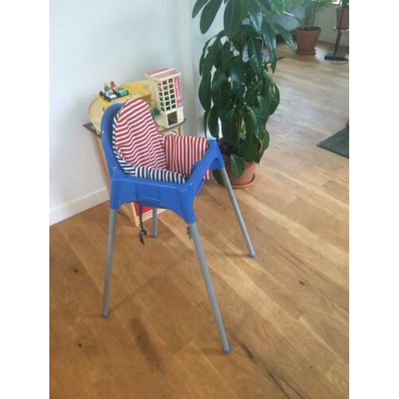 Ikea kinderstoel met kussen