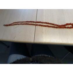Lange barnstenen ketting