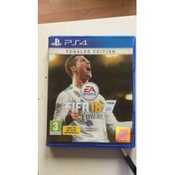 PlayStation 4 met 1 controler + games