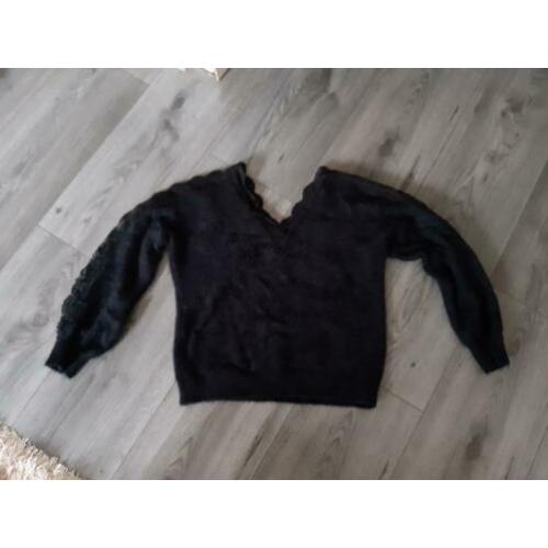 Zwarte fluffy trui