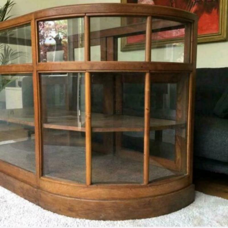 Toonbank, vitrine