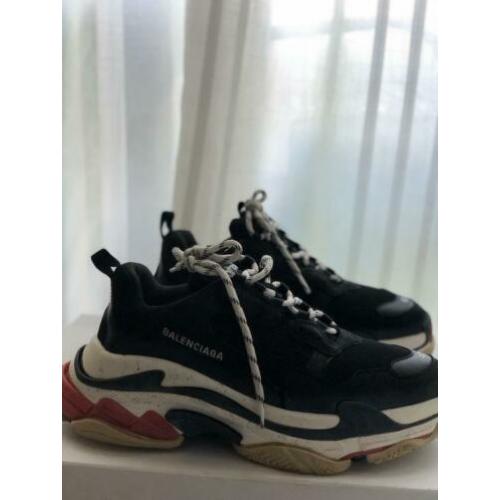 Balenciaga tripple s maat 43