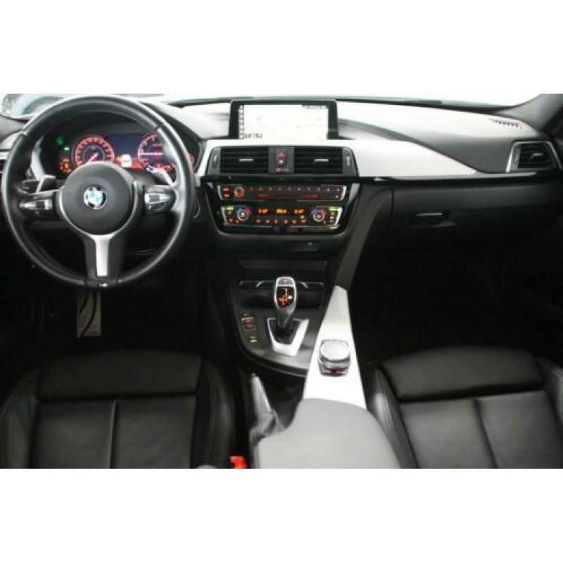 BMW 3 Serie Touring 320i High Executive M Sport / Panoramada