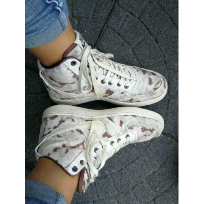 Nike sneakers maat 42
