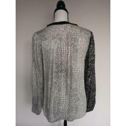 Prachtige blouse Summum in nieuwstaat zijde/viscose maat 36