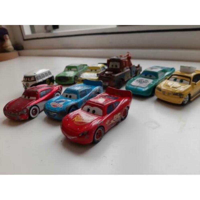 8 Cars autootjes