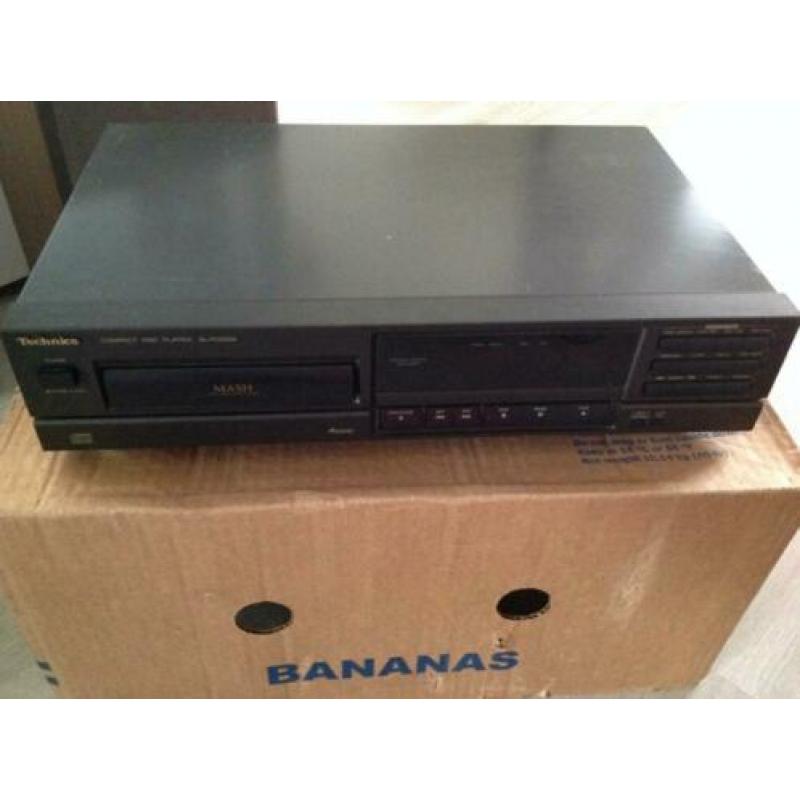 Stereo Cassette Deck Disc Player Compact Disc Player