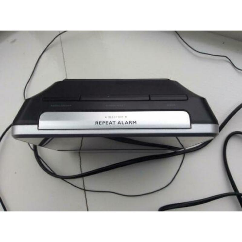 Philips clock radio AJ3231