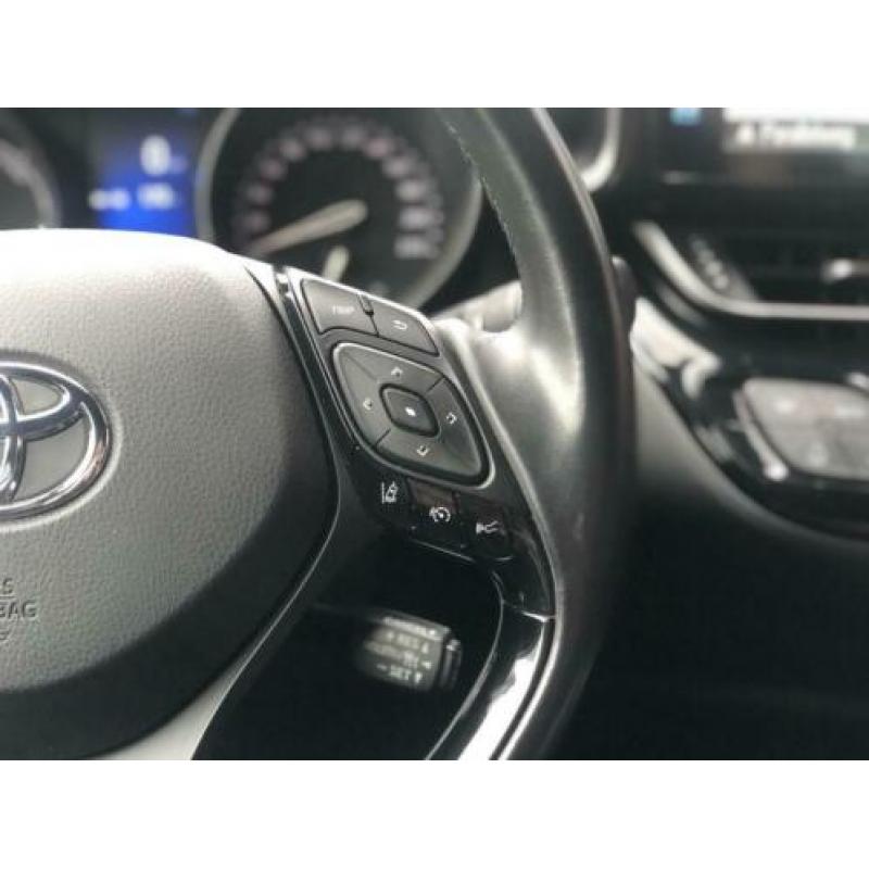 Toyota C-HR 1.8 Hybrid Dynamic Automaat, navigatie, camera,