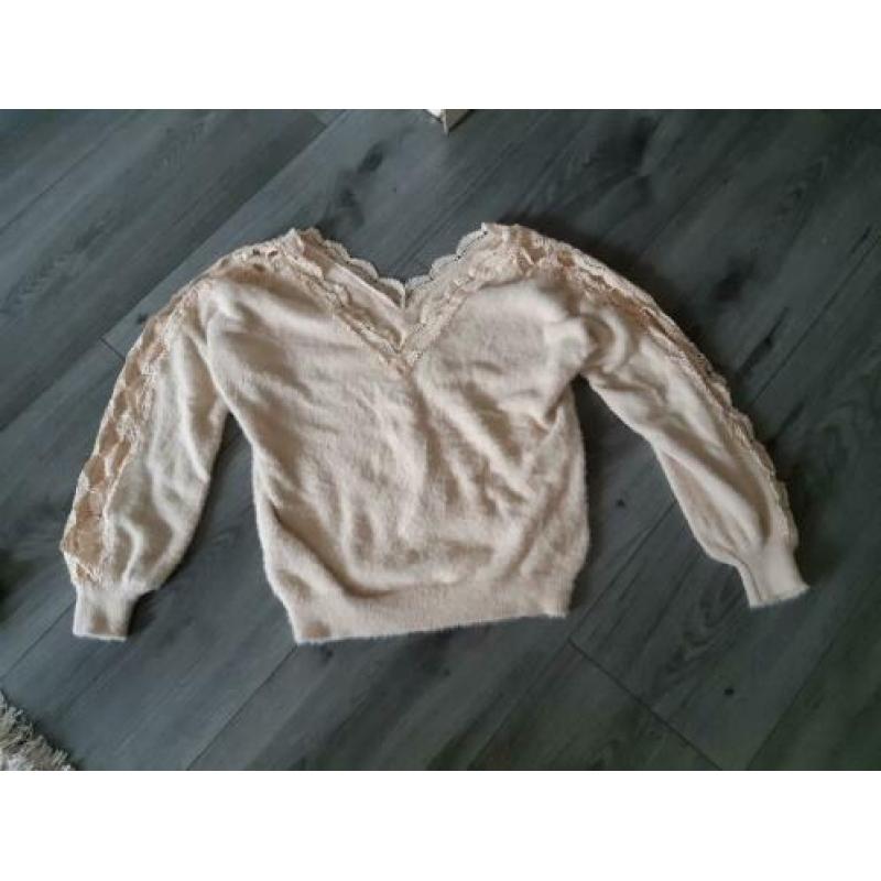 Zwarte fluffy trui