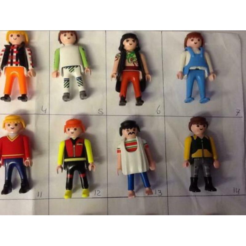 1D: diverse poppetjes van playmobil
