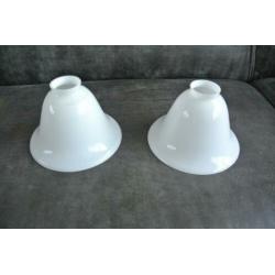 2 lampenkappen melkglas, opaalglas Vintage