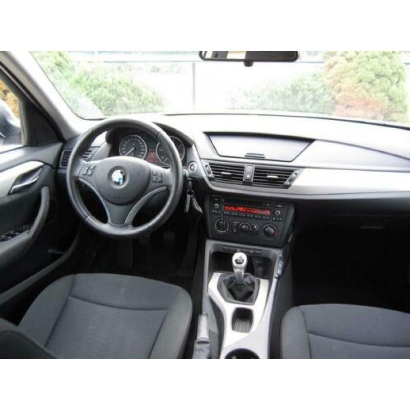 BMW X1 2.0d sDrive Executive Xenon trekhaak