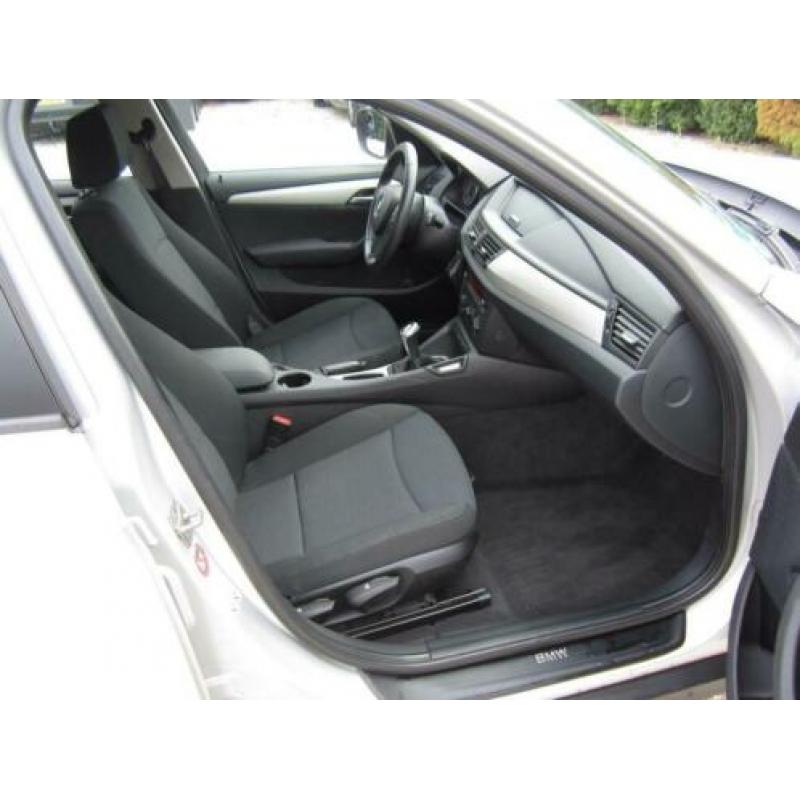 BMW X1 2.0d sDrive Executive Xenon trekhaak