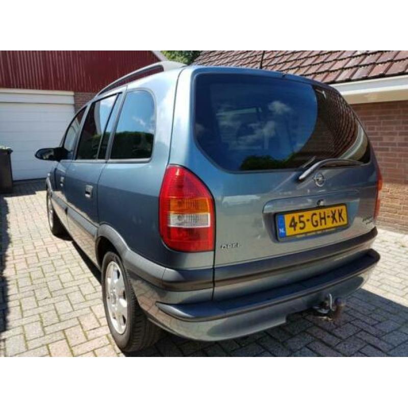 Opel Zafira 1.6 16V 2000 Blauw