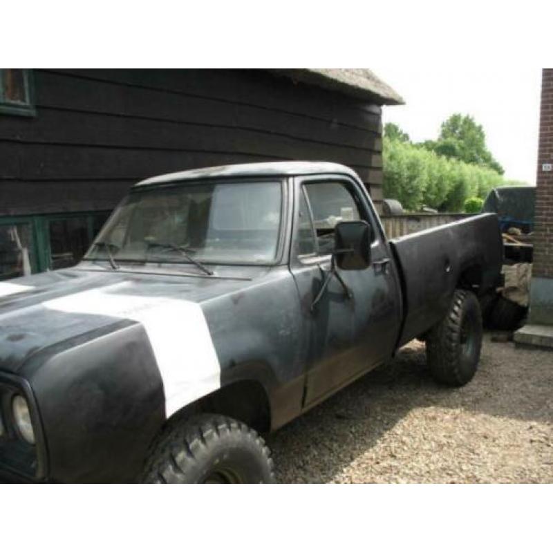 gevraagd dodge w200 d200 voor onderdelen of opknap blazer