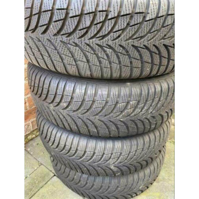 Winterbanden goodyear ultragrip 7