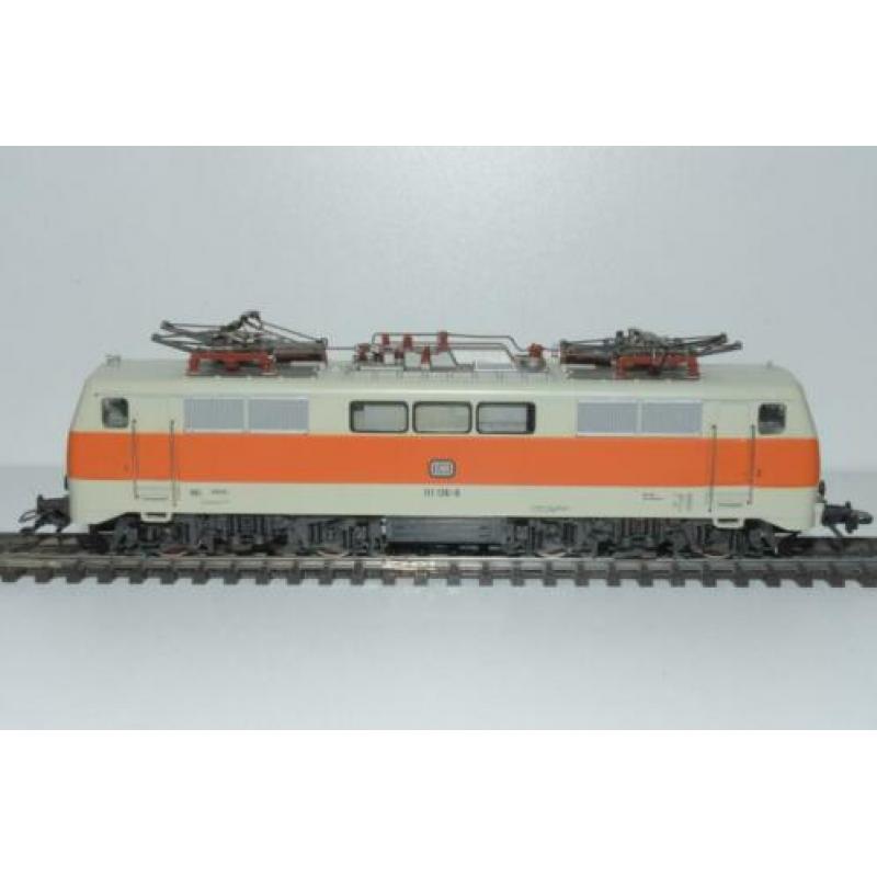 Marklin 3155 Elektrolok BR 111 136-8 DB (2)