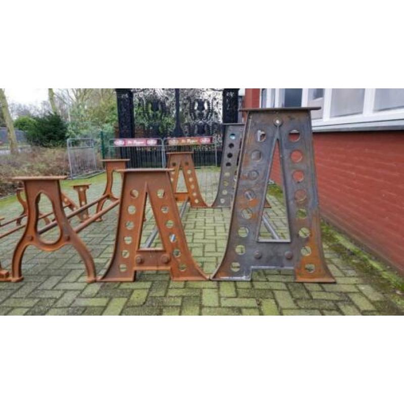 Gietijzeren tafelonderstellen tafelpoten