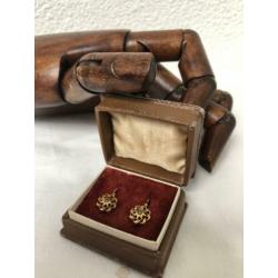 Geel gouden oorbellen doosje 585