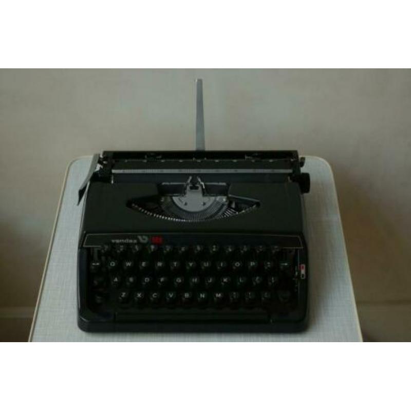 Vintage Vendex 500 typemachine zwart
