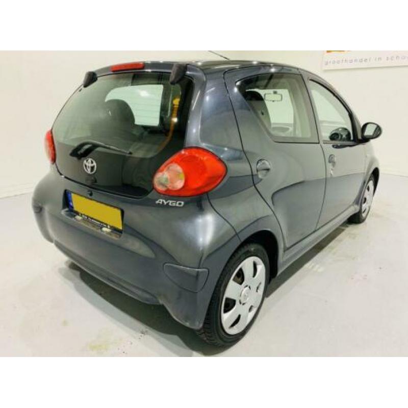 Toyota Aygo 5-Drs 1.0 VVT-i Plus Airco (bj 2006)