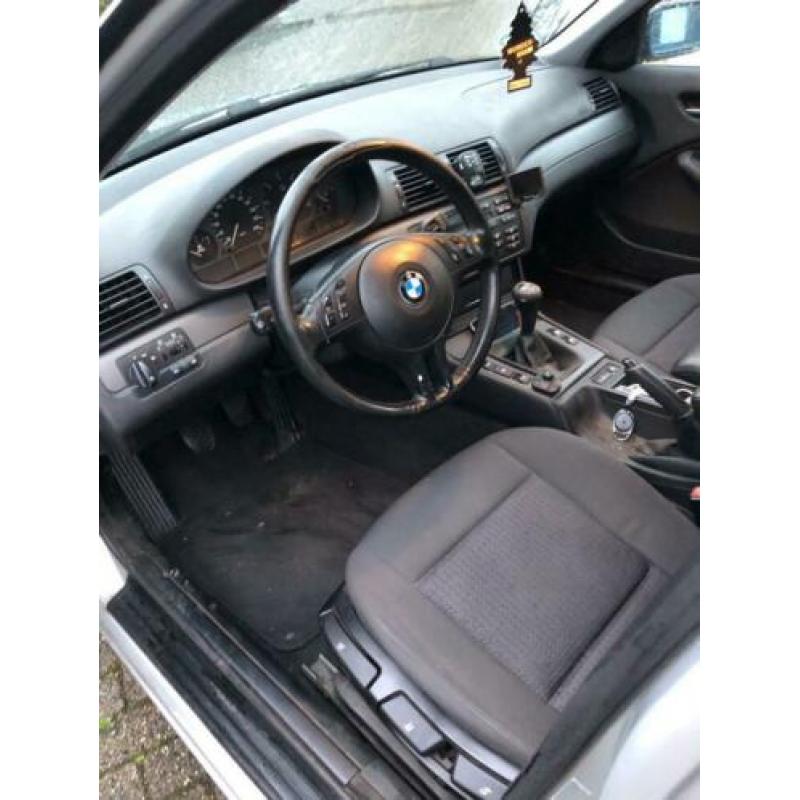 BMW 3-serie 320d Special Edition DAK/cruise/AIRCO *apk:03-20