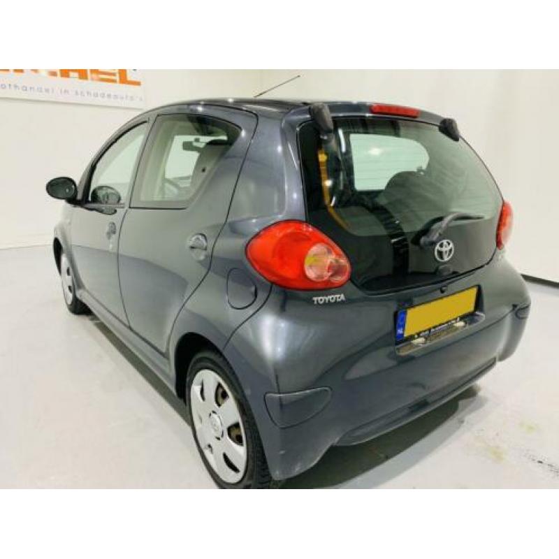Toyota Aygo 5-Drs 1.0 VVT-i Plus Airco (bj 2006)