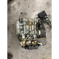 Suzuki 25 / 30 pk onderdelen, cdi , carburateurs, staartstuk