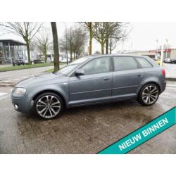 Audi A3 Sportback 1.6 FSI Ambition nw model,motor vervangen