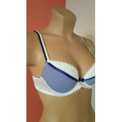 New Passionata set 75B/string or pants S