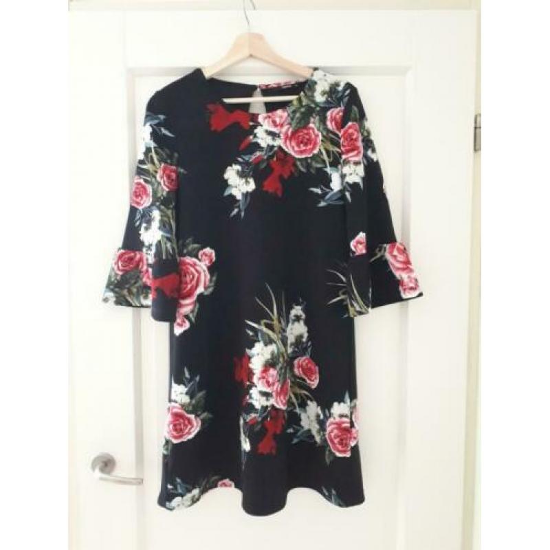 Bloemenjurk Vero Moda, maat M