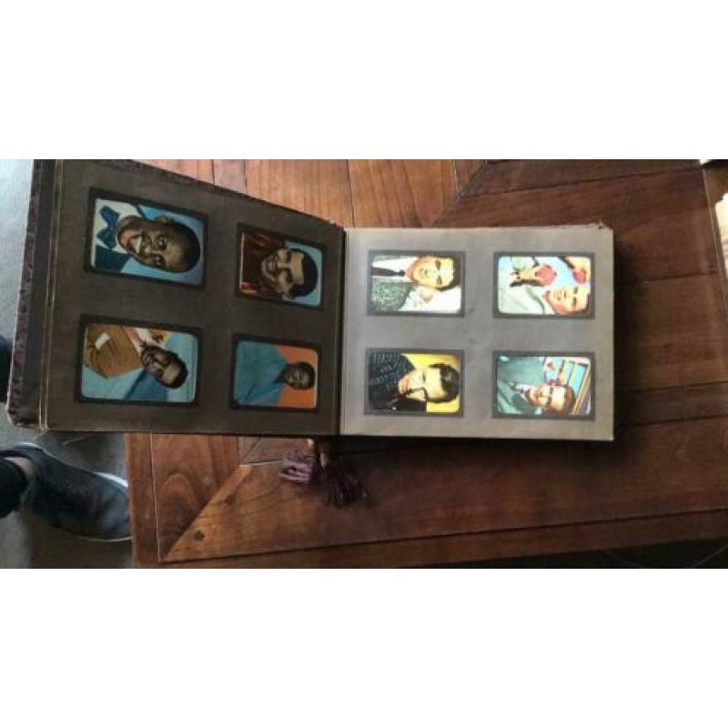 Plaatjes album met filmsterren.