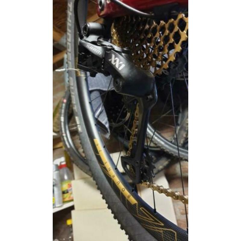 SRAM EAGLE XX1 BOOST groep/aandrijflijn, BB30 12 SPEED