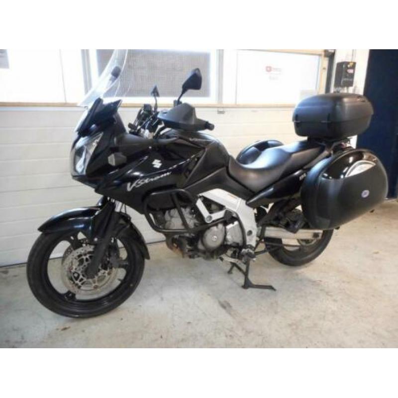 Suzuki DL 650 V-Strom zwart veel extras nette motor koffers