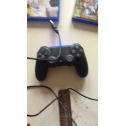 PlayStation 4 met 1 controler + games