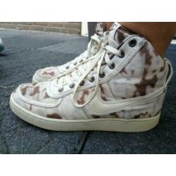 Nike sneakers maat 42