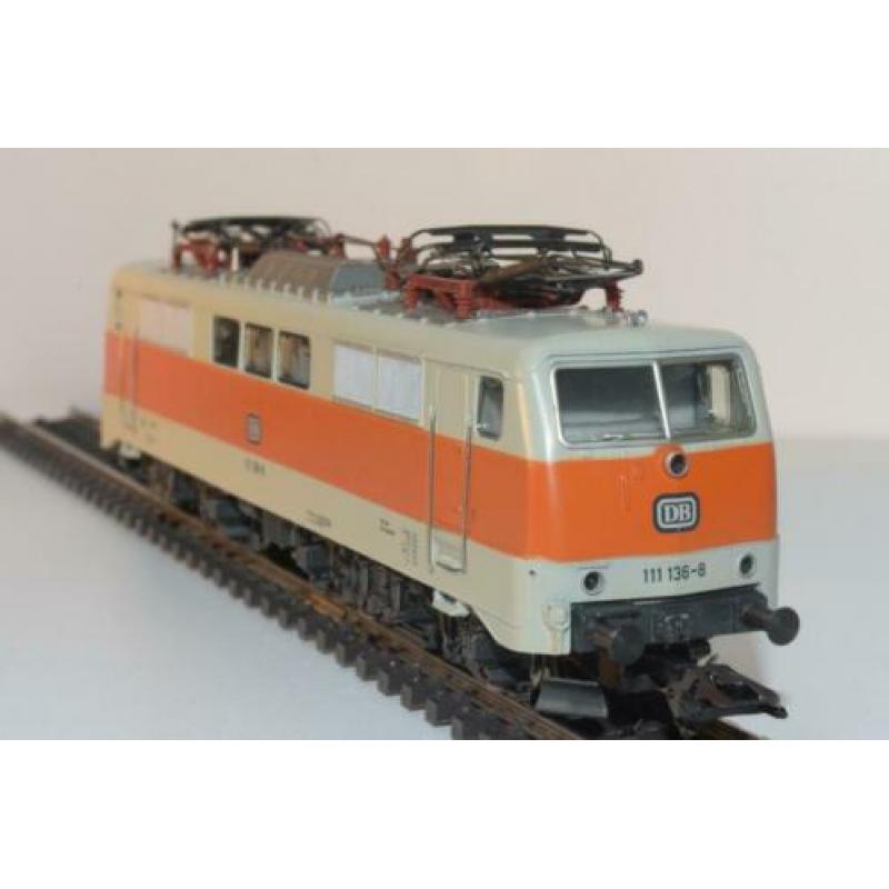 Marklin 3155 Elektrolok BR 111 136-8 DB (2)