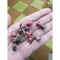 oude zilveren ketting met natuurlijk rhodochrosiet